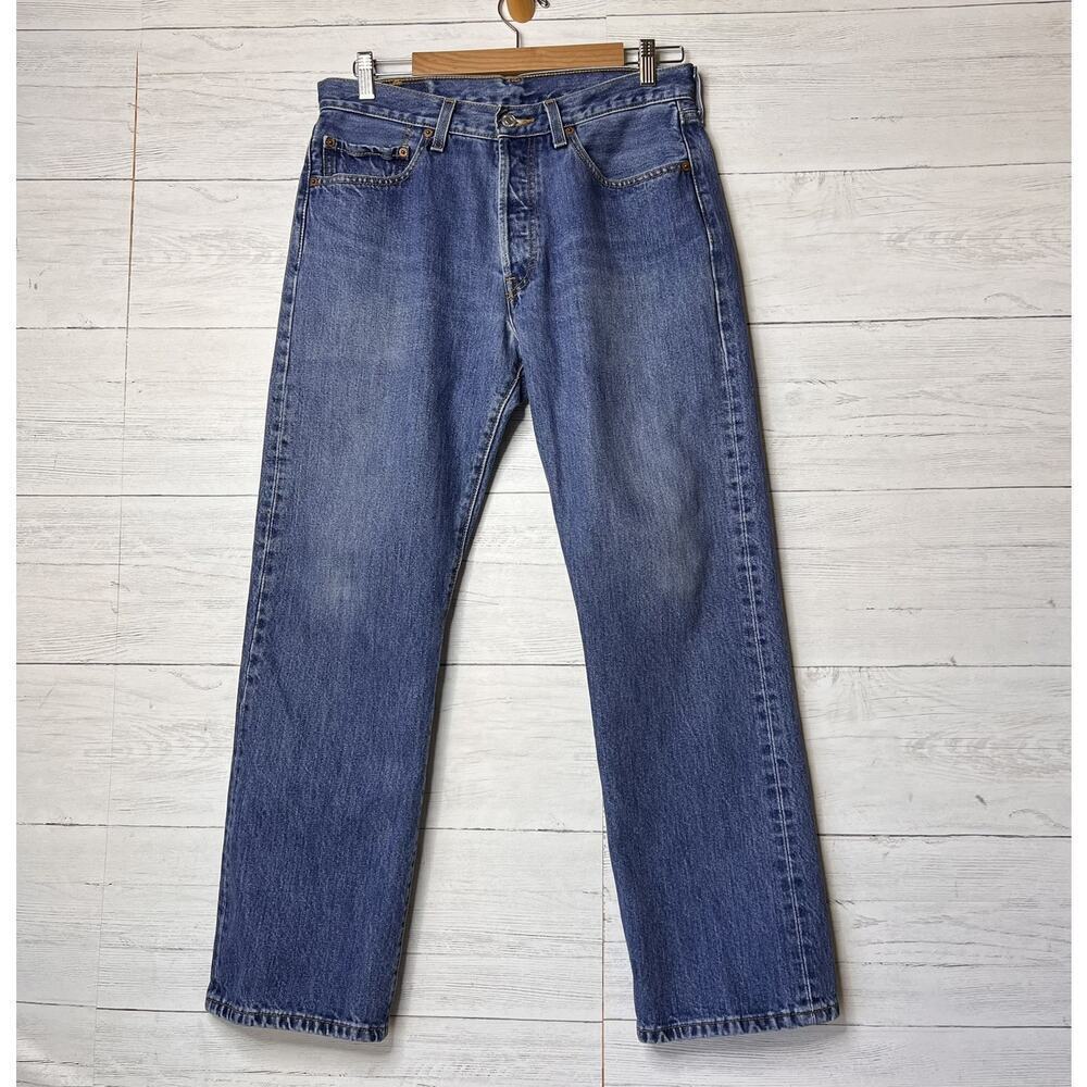 Levis Jeans Mens Size 32 X 30 Blue 501 Button Fly Medium Wash 100% Cotton